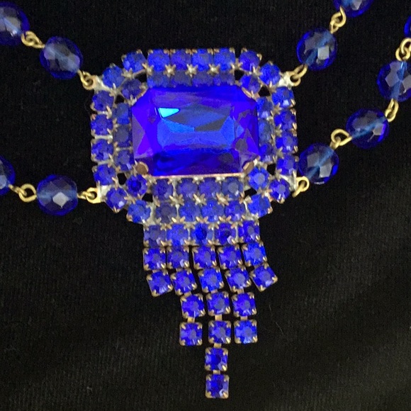 Lilien Czech Necklace - Picture 6 of 8